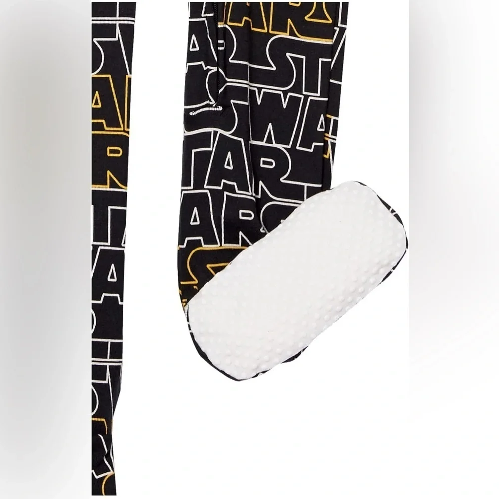 NWOT- Amazon Essentials Star Wars Onesie Pajamas  SIZE: 9 Months